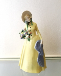 Ceramic | Designed c. 1912/14 | executed by WKKW, ceramic | impressed with the WKKW mark and model no. 1370/846/7, height 25 cm | Foto  Kunsthandel Zchling