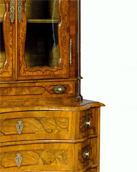 Sddeutschland | 18. Jahrhundert | B 132 x T 78 x H 223 cm 